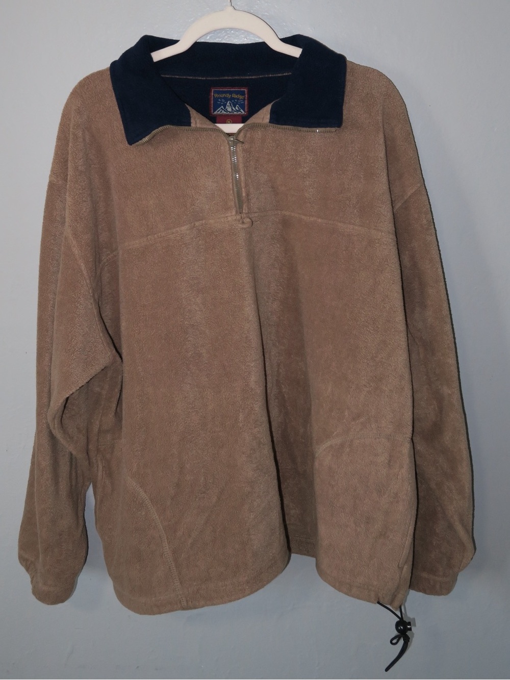 Men's Brown Fleece Half‑Zip Pullover with Navy Collar